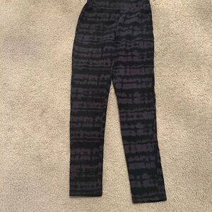 H&M Black Leggings with Textured Pattern